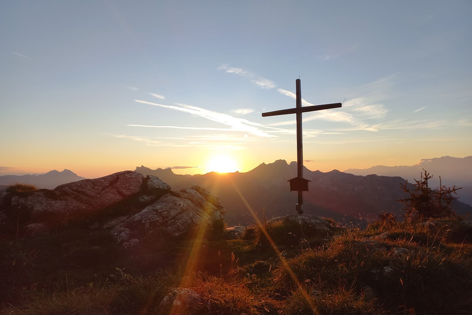naturhof-eibl_gipfelkreuz-im-grossarltal-2 Wandern zum Gipfelkreuz im Großarltal mit Alpenblick